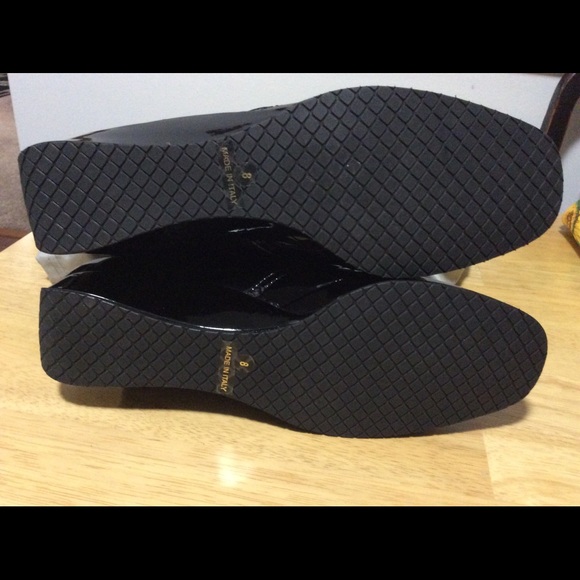 Amalfi by Rangoni patent leather bootie NWOT - Picture 4 of 6